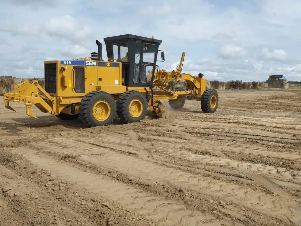 SEM Motor Grader